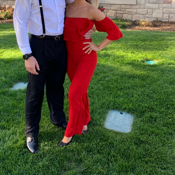 Red jumpsuit - Picture 2 of 2